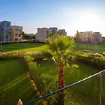 Ehden Properties - Appt Luxueux Dans La Residence Golfique Prestigia Argan